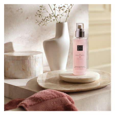The Ritual of Sakura Shimmering Body Spray