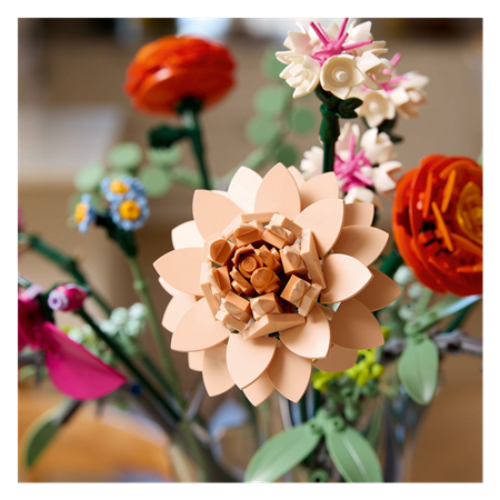 LEGO® Botanicals Pretty Pink Flower Bouquet
